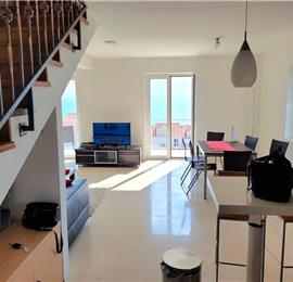 9 Bedroom Villa with Pool and Sea Views in Cavtat, sleeps 18